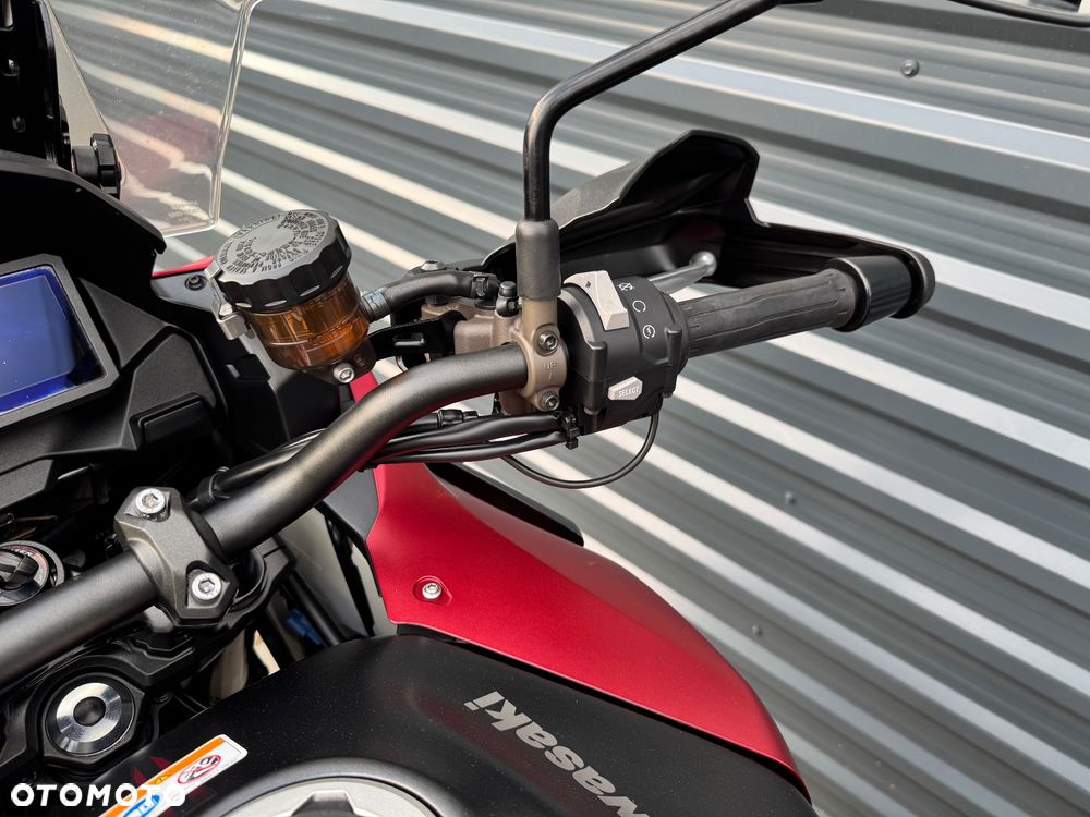 Kawasaki Versys 1000 - 10