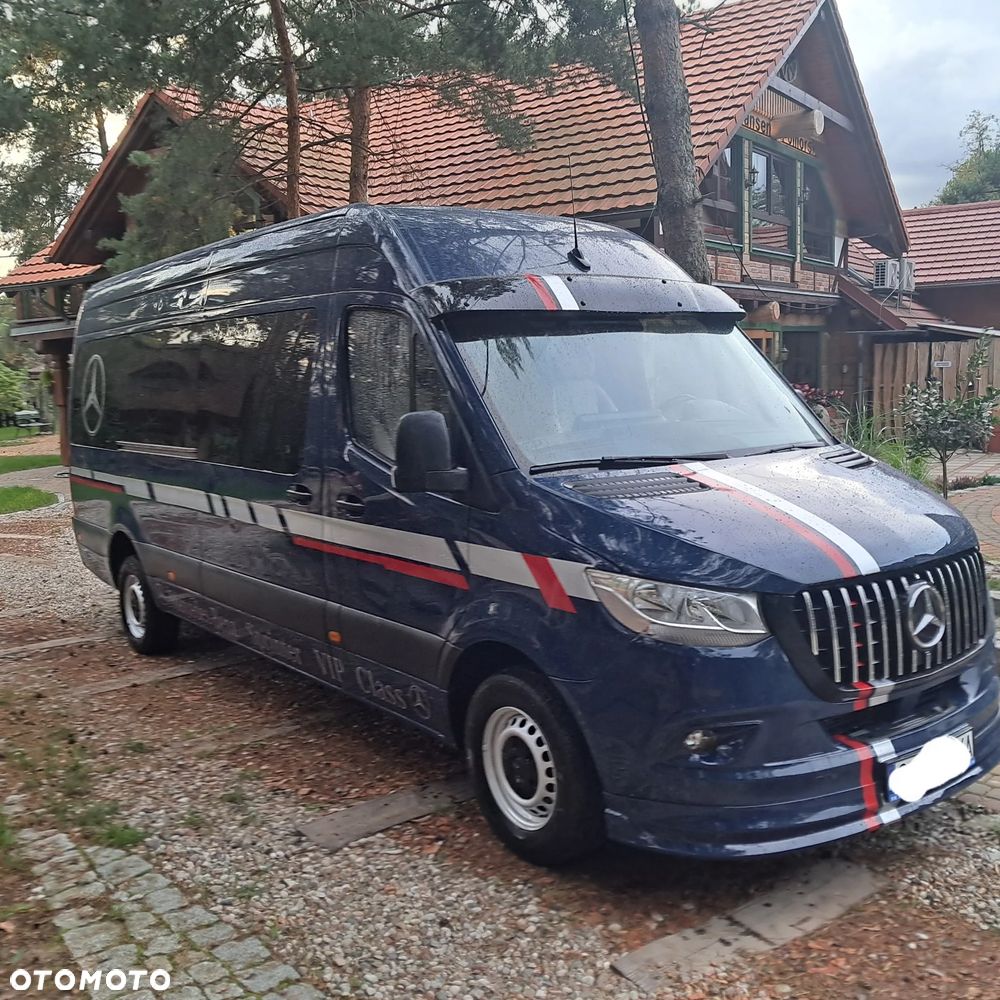 Mercedes-Benz Sprinter - 15