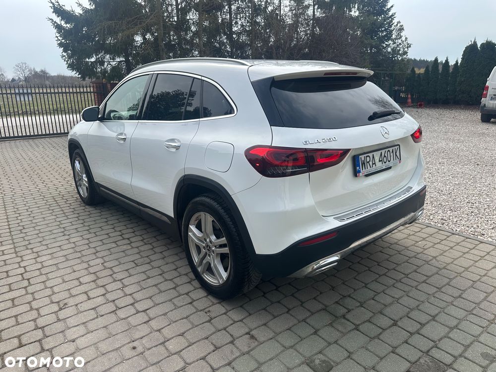 Mercedes-Benz GLA 250 4-Matic Edition 1 - 7