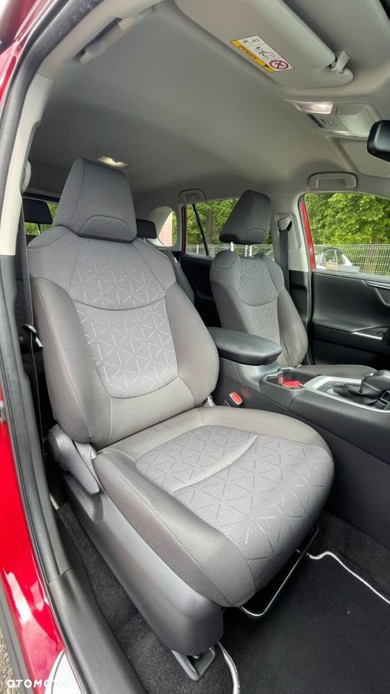 Toyota RAV4 - 10