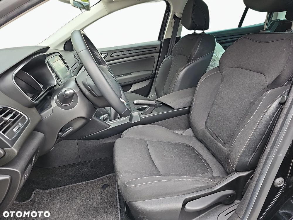 Renault Megane 1.3 TCe FAP Limited - 10