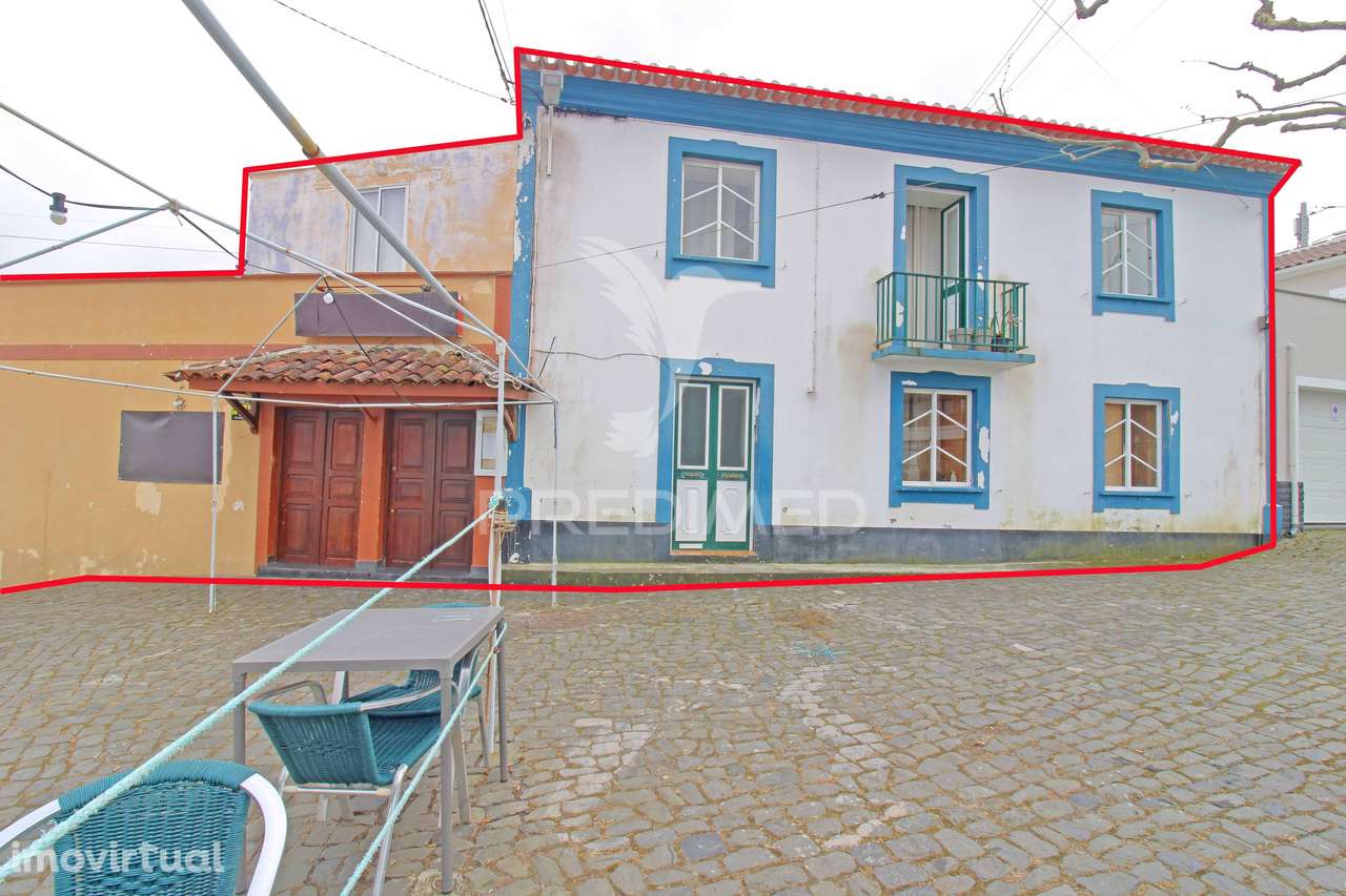 Moradia com Espaço Comercial no Coração de São Mateus – Vista Mar D... - Grande imagem: 2/24