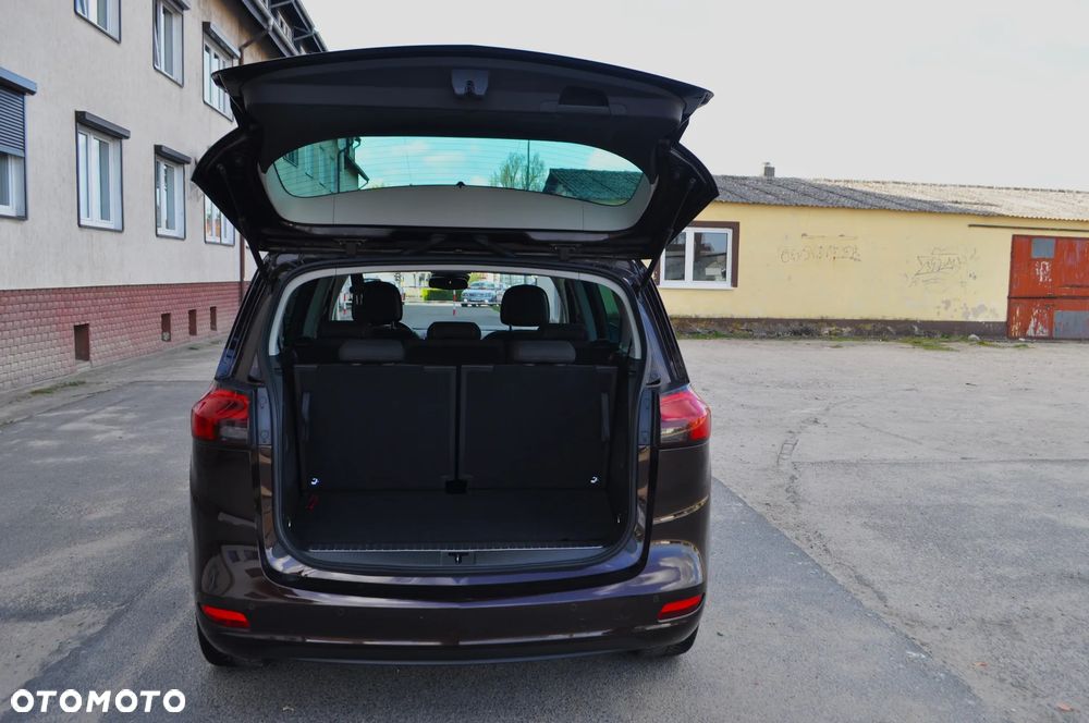 Opel Zafira - 9