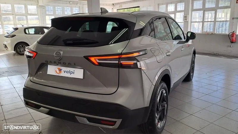 Nissan Qashqai 1.3 DIG-T N-Connecta LED - 11