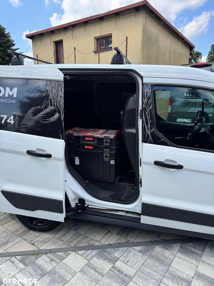 Ford Transit Connect - 11