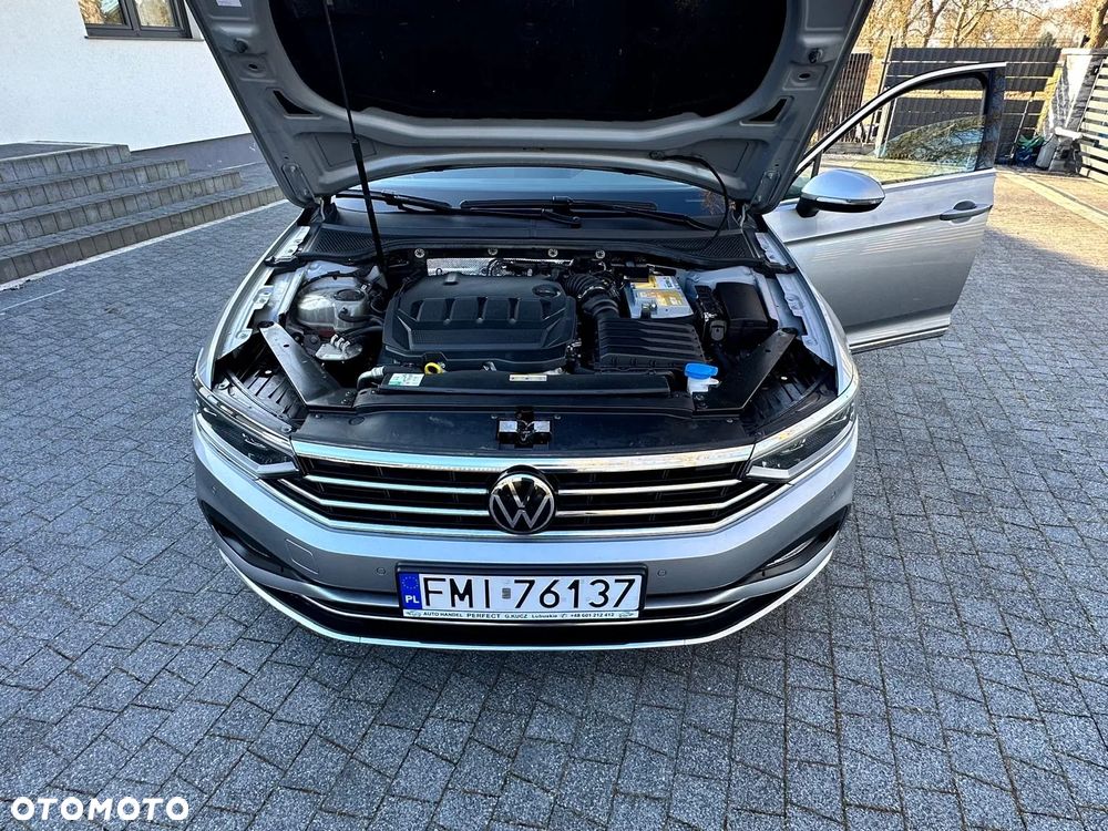 Volkswagen Passat 2.0 TDI SCR DSG Highline - 36