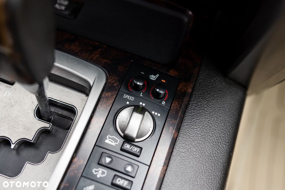 Toyota Land Cruiser LC 4.5 D-4D X 7os - 30