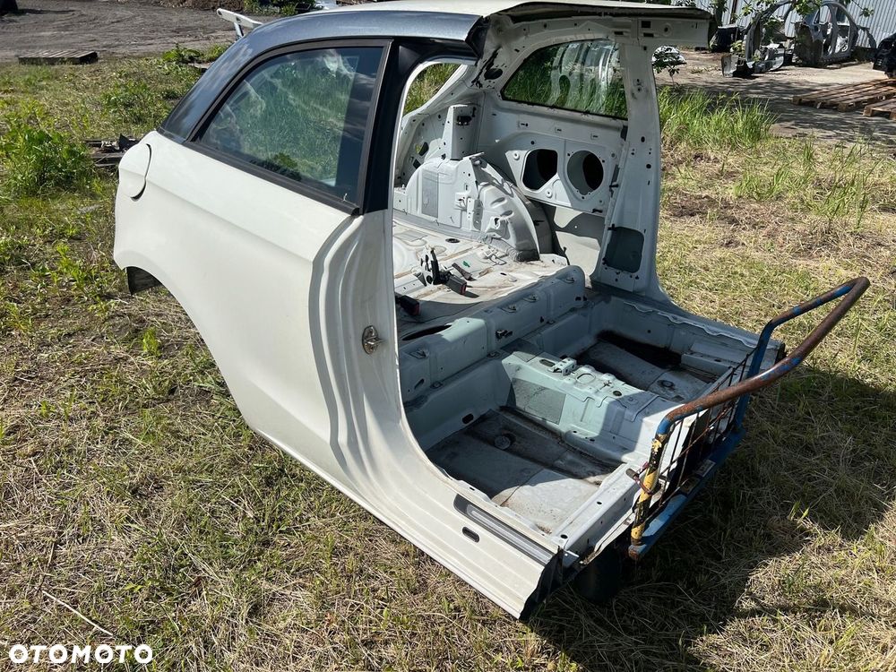 AUDI A1 8X 3D ĆWIARTKA BŁOTNIK POSZYCIE PRÓG PRAWY TYŁ - 3