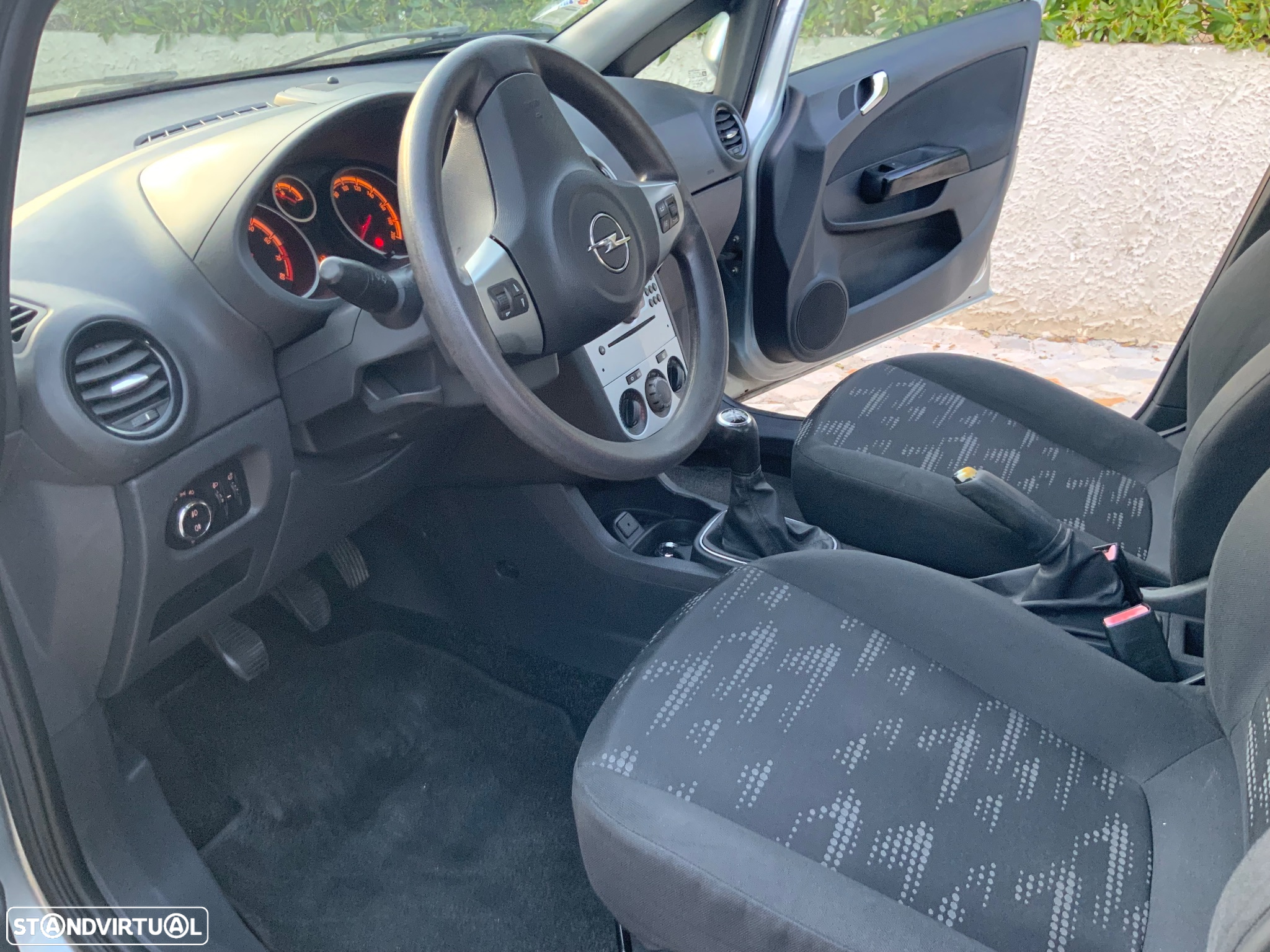 Opel Corsa 1.2 Enjoy - 12