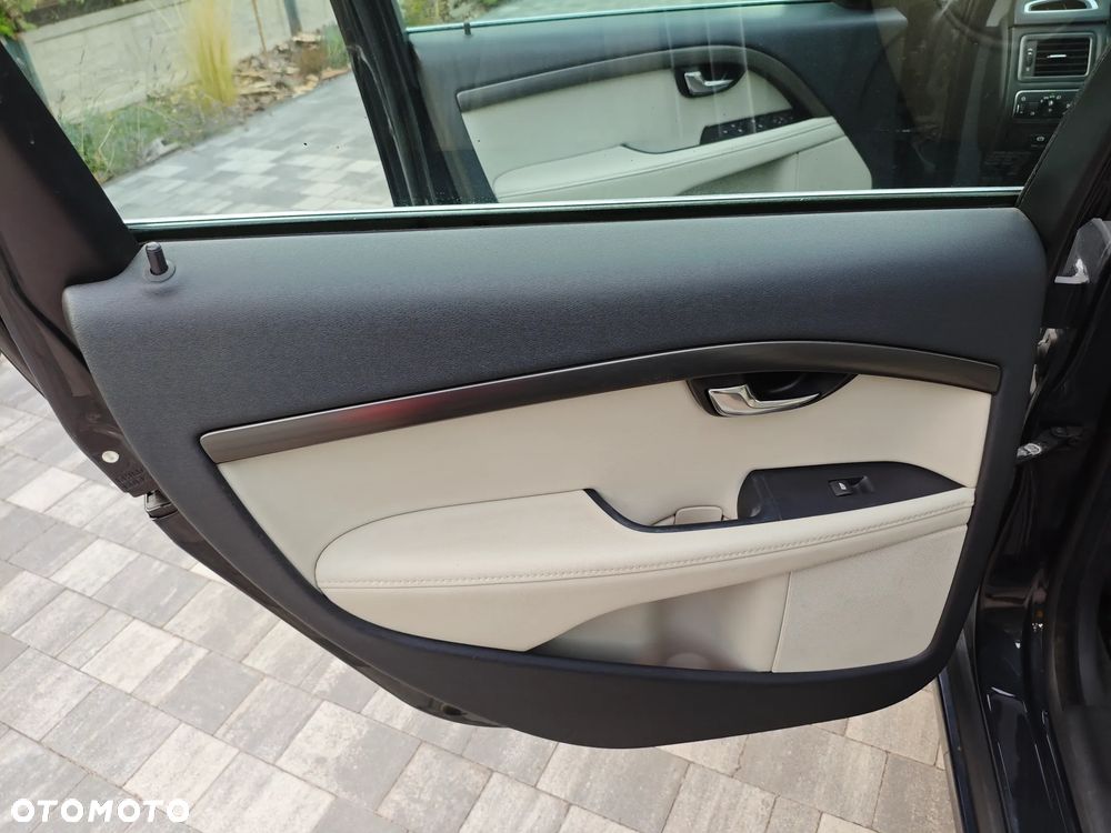 Volvo V70 - 14