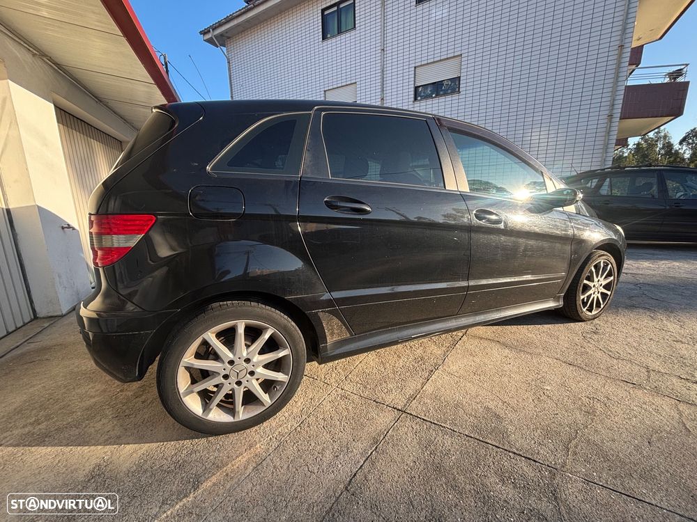 Mercedes-Benz B 180 CDi - 4
