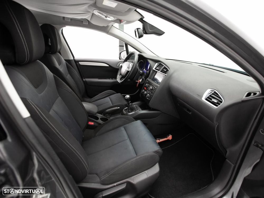 Citroën C4 - 8