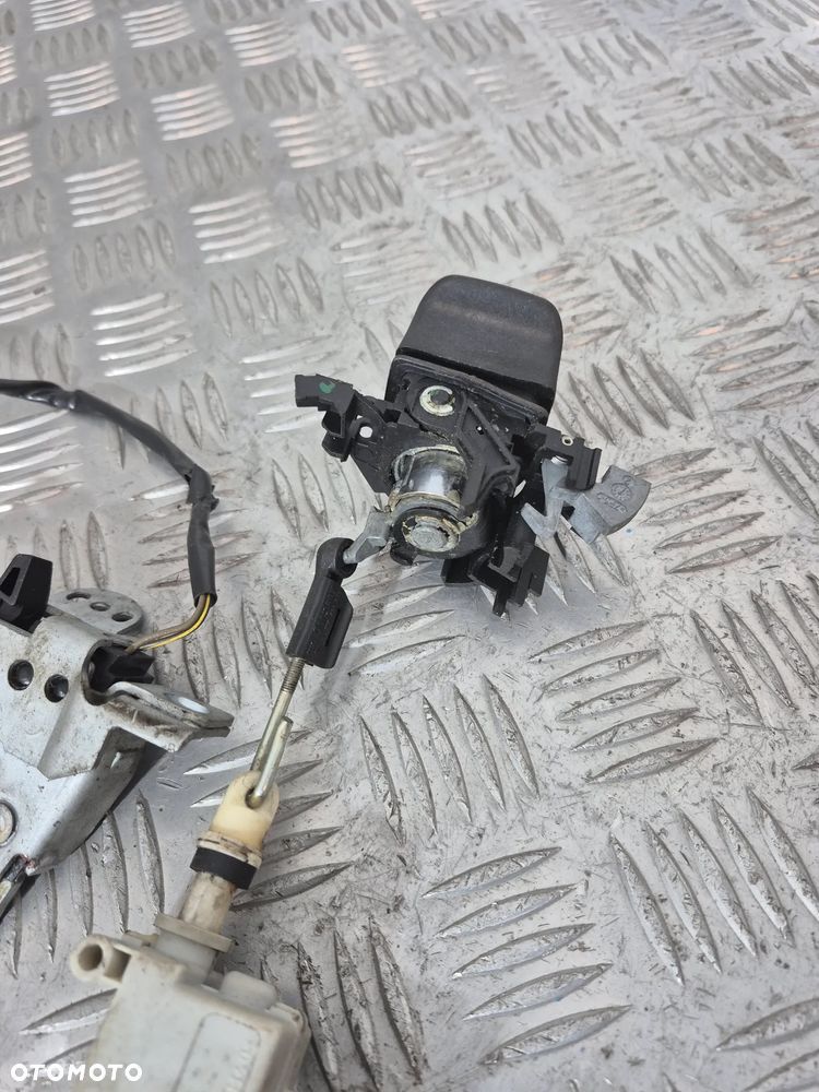 Volkswagen Fox Zamek Klapy Bagażnika - 6