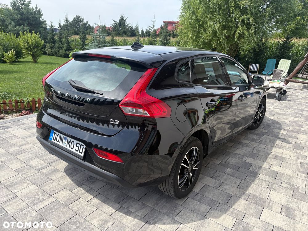 Volvo V40 D2 Drive-E Momentum - 10