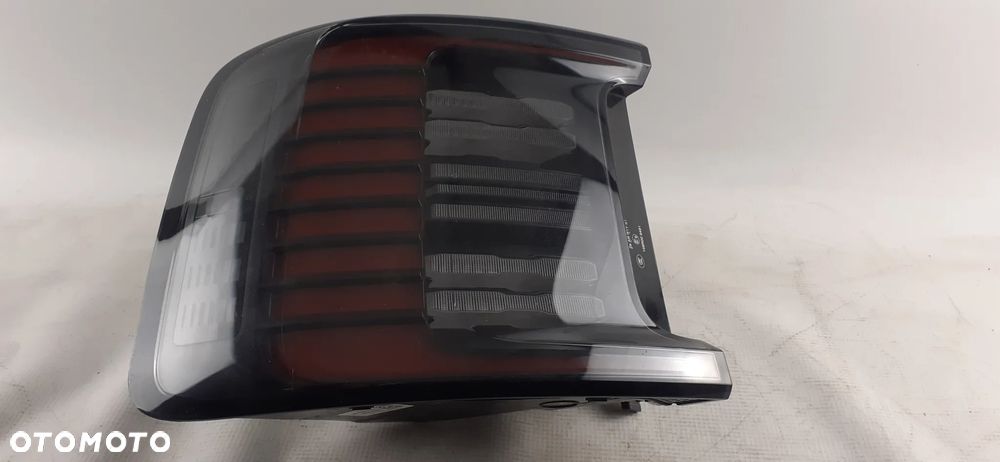 Lampa Lewa tył Volvo dolne EX30 22-25r.EUR.