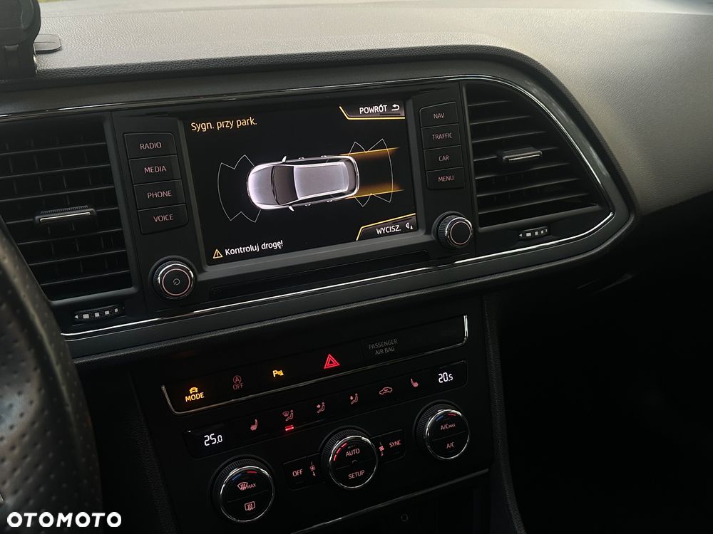 Seat Leon ver-2-0-tdi-dsg-fr-plus - 26