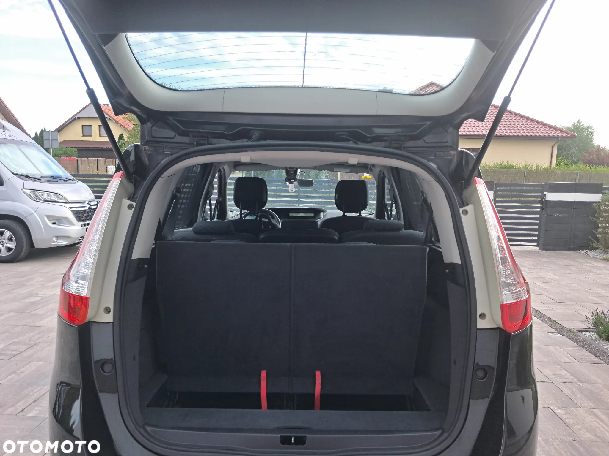 Renault Grand Scenic 1.6 16V 110 Authentique - 16