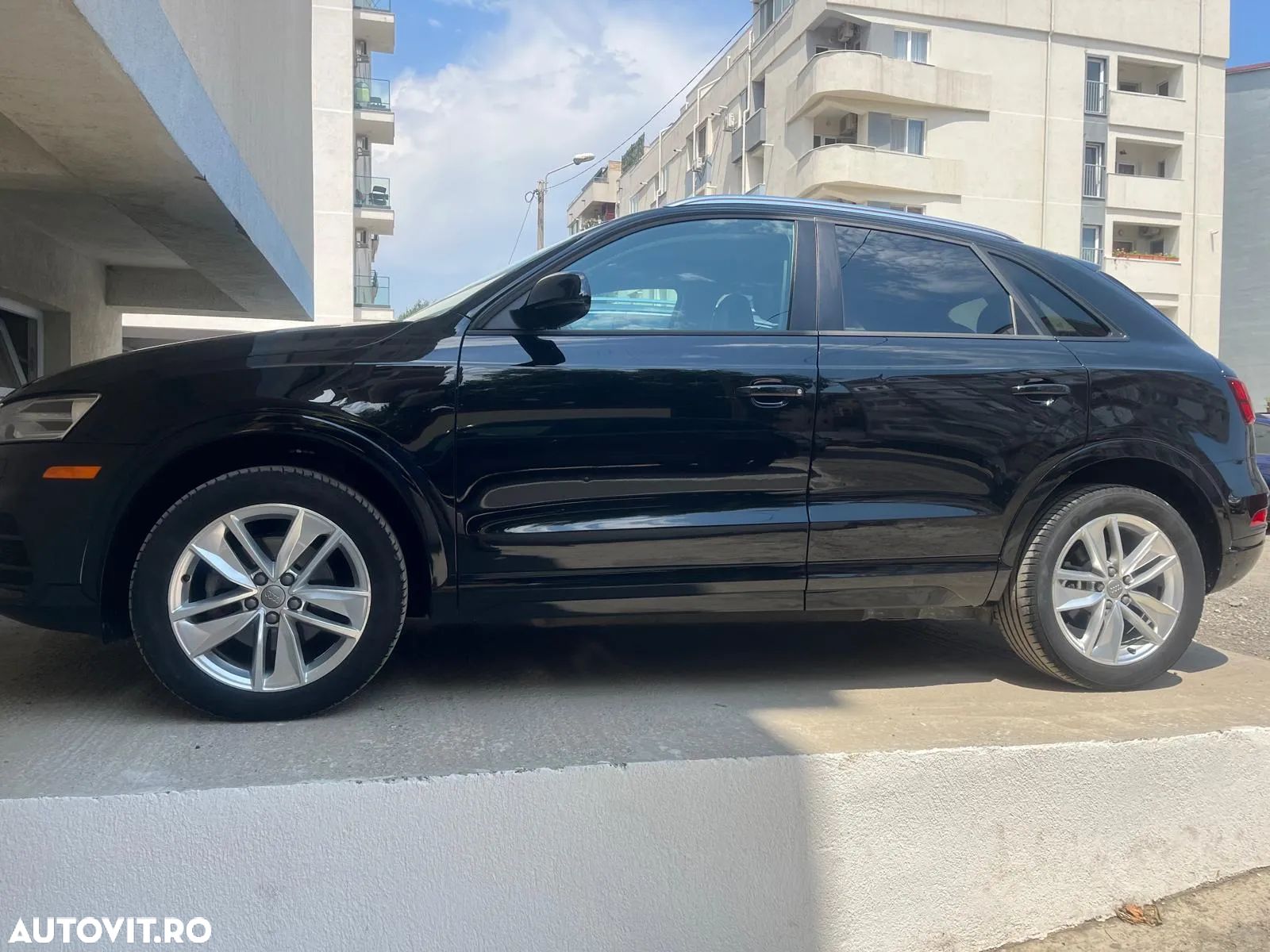 Audi Q3 - 1