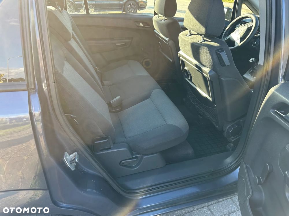 Opel Zafira 1.9 CDTI Navi - 16
