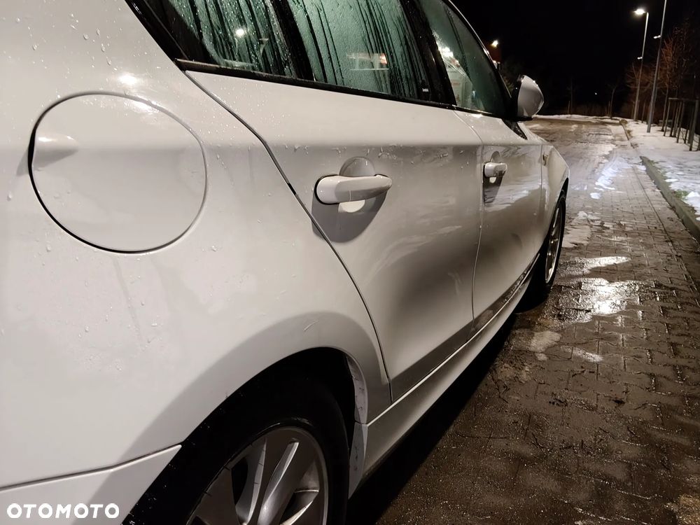 BMW Seria 1 - 15