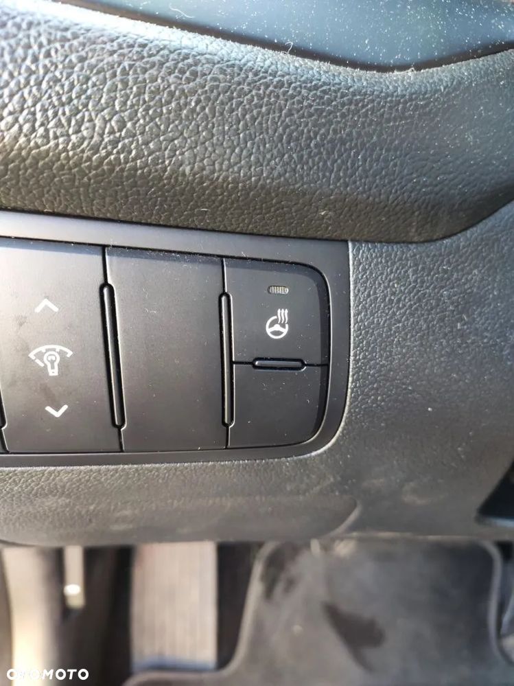 Kia Ceed 1.4 CVVT Dream Team Edition - 11