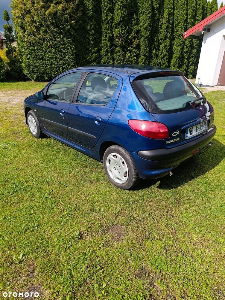 Peugeot 206 - 3