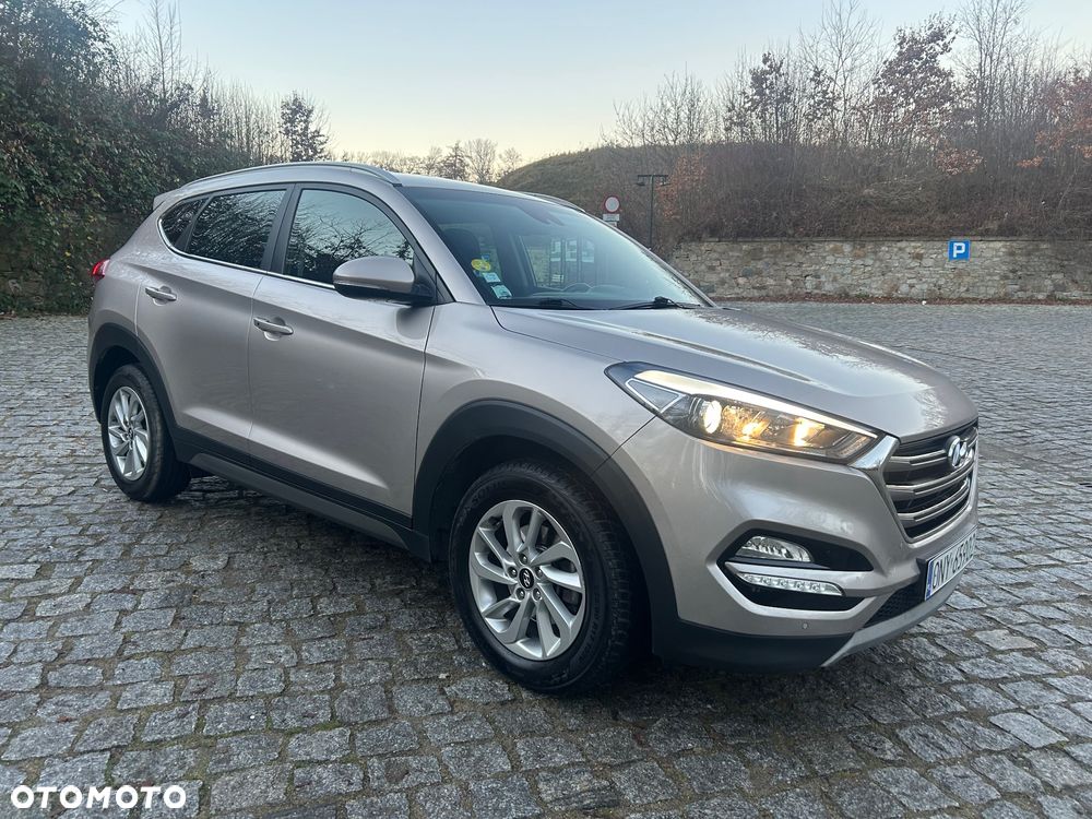 Hyundai Tucson blue 1.7 CRDi 2WD DCT Premium - 2