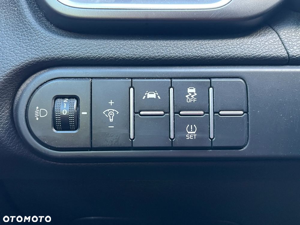 Kia Ceed 1.5 T-GDI L - 21