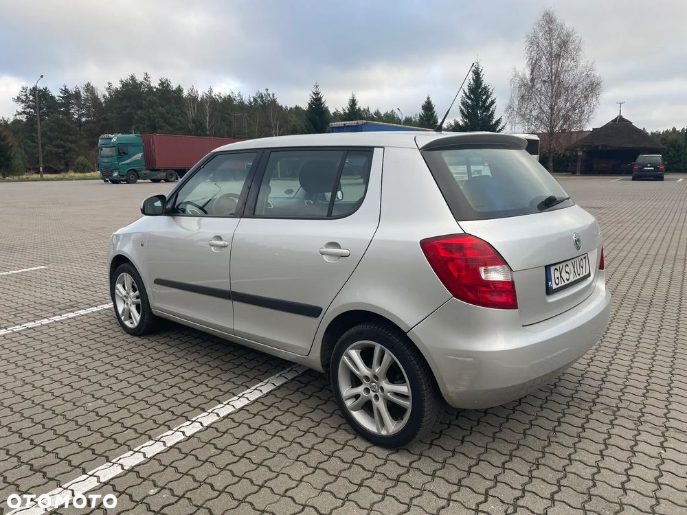 Skoda Fabia 1.6 16V Elegance - 4