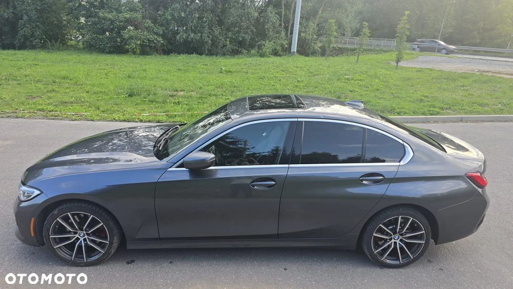 BMW Seria 3 330i Sport Line - 6
