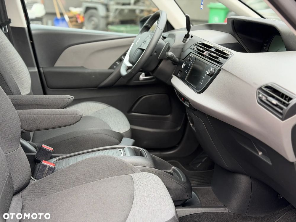 Citroën C4 SpaceTourer Grand PureTech 130 Stop&Start EAT8 SHINE - 31