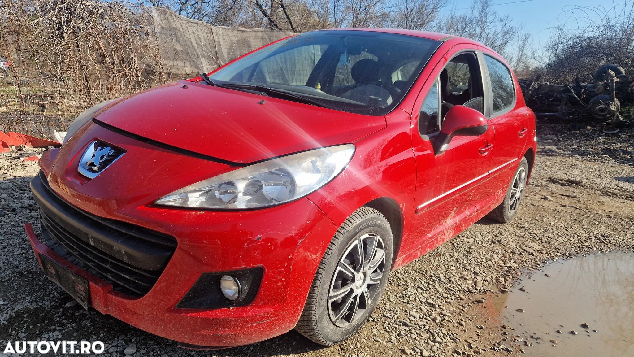 Piese auto Peugeot 207 1.4 benzina 2012 - 1