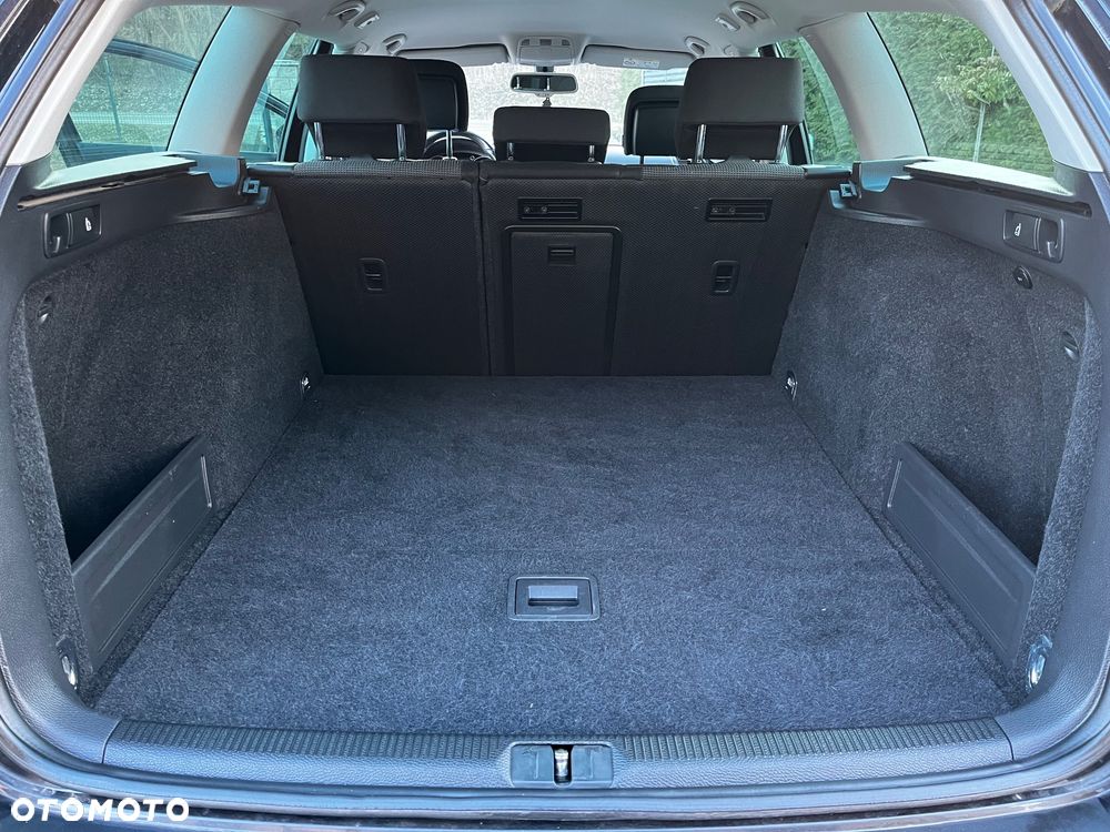 Volkswagen Passat 2.0 TDI Comfortline DSG - 17