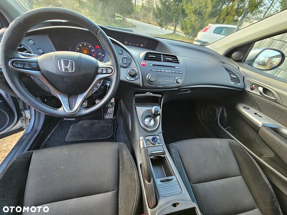 Honda Civic 1.4 i-VTEC Type S - 8
