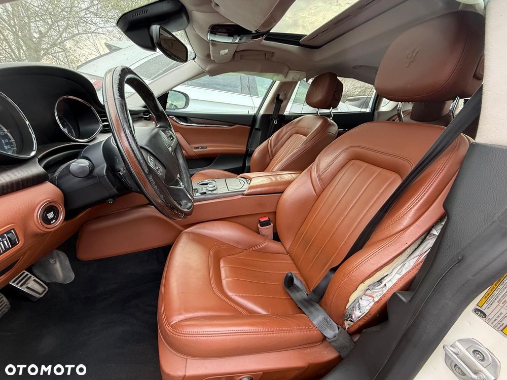 Maserati Quattroporte Q4 GranLusso - 13