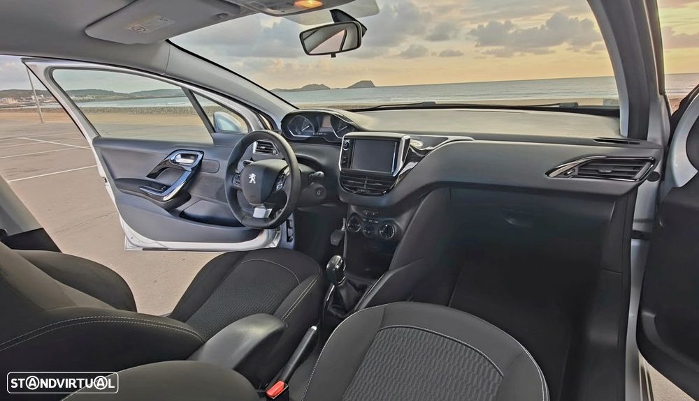 Peugeot 208 1.6 BlueHDi Active - 10