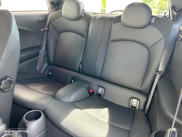MINI 3 Portas Cooper S Premium P. JCW Auto - 29