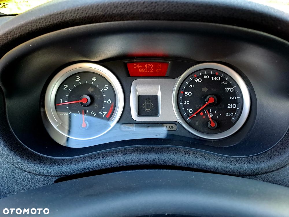 Renault Clio 1.6 16V Expression - 16