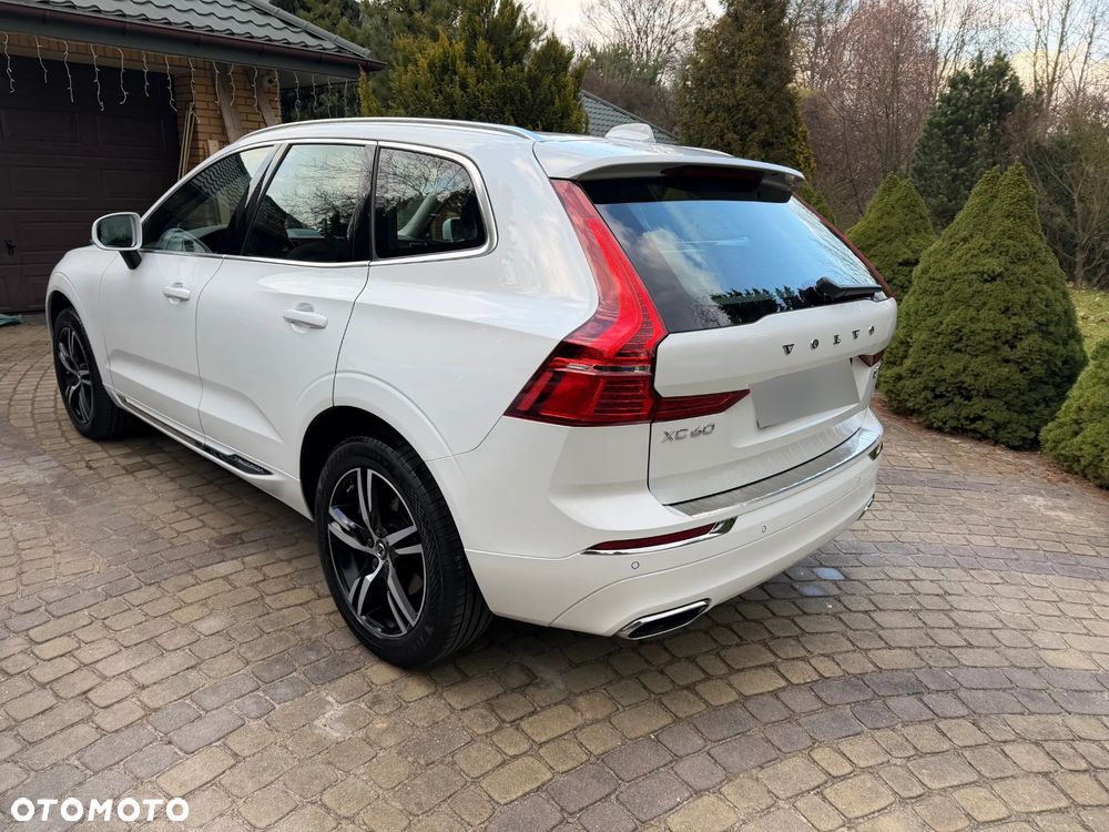 Volvo XC 60 D5 SCR AWD Inscription - 8