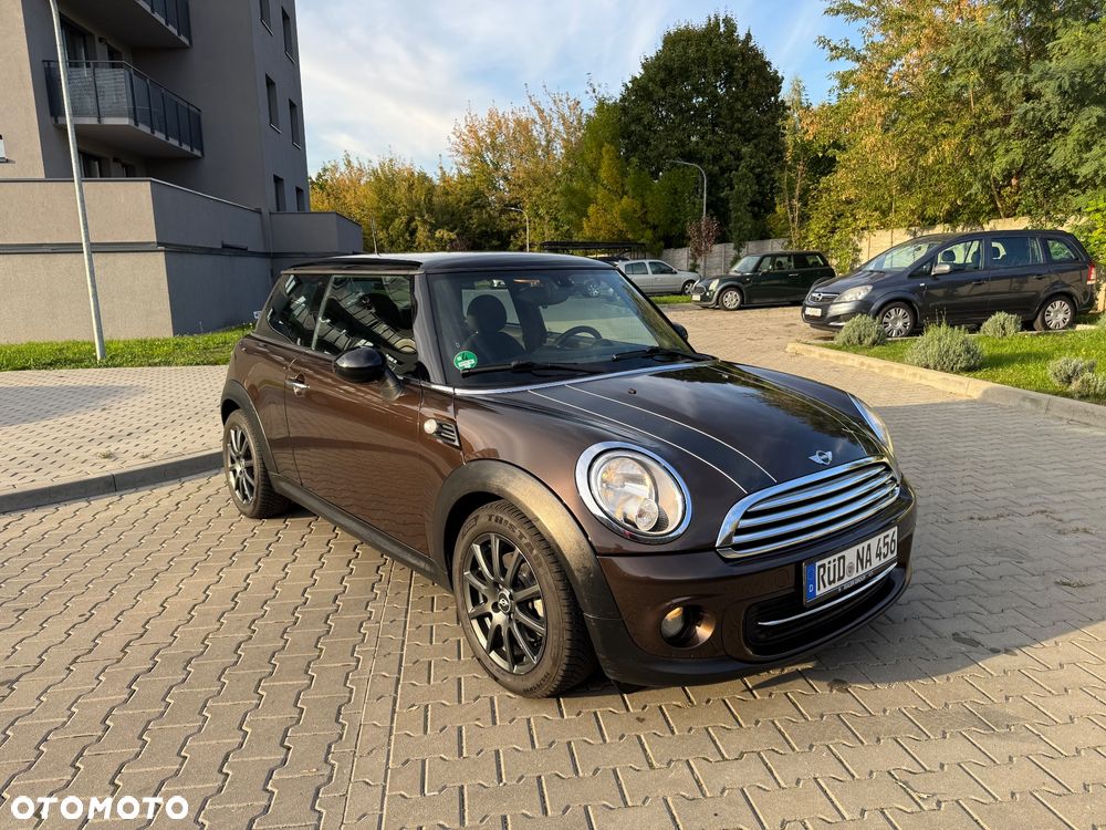 MINI Cooper Standard - 1