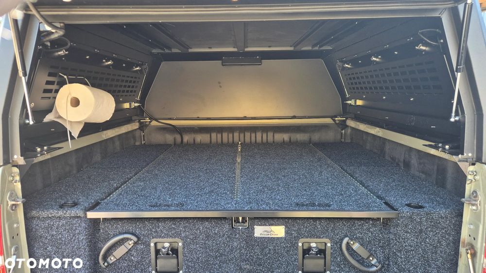 Toyota Hilux 2.5 D-4D SR5 - 15