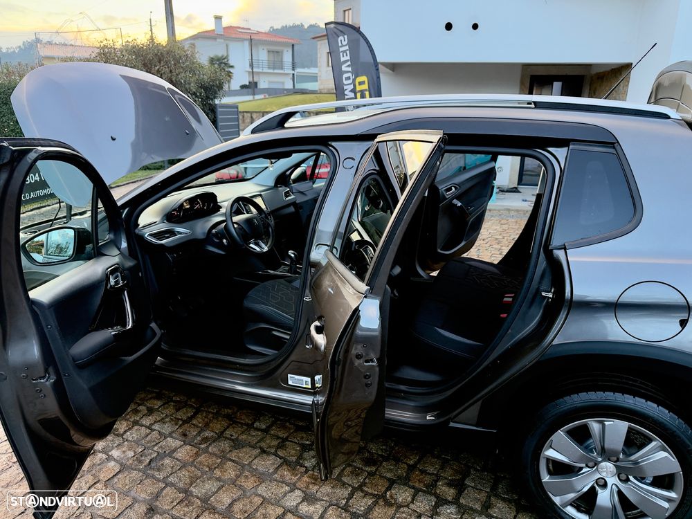 Peugeot 2008 1.5 BlueHDi Signature - 6