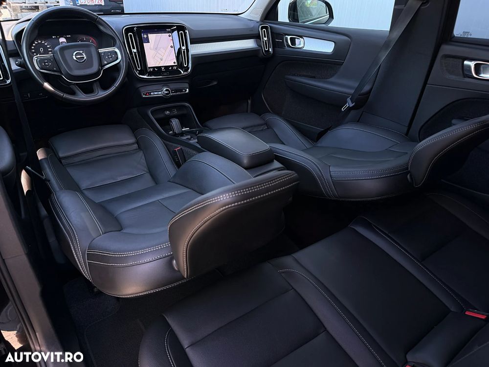 Volvo XC 40 D4 AWD Momentum Pro - 17