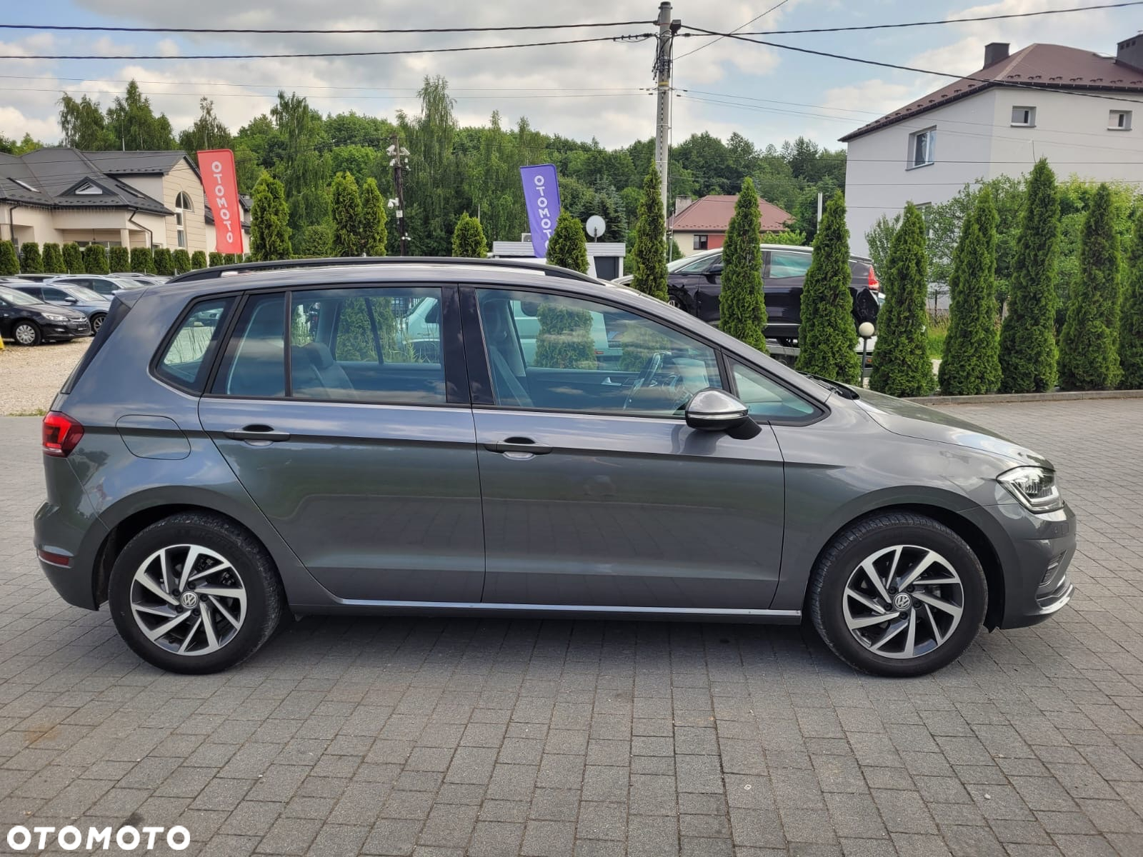 Volkswagen Golf Sportsvan VII SV 1.2 TSI BMT Start - 9