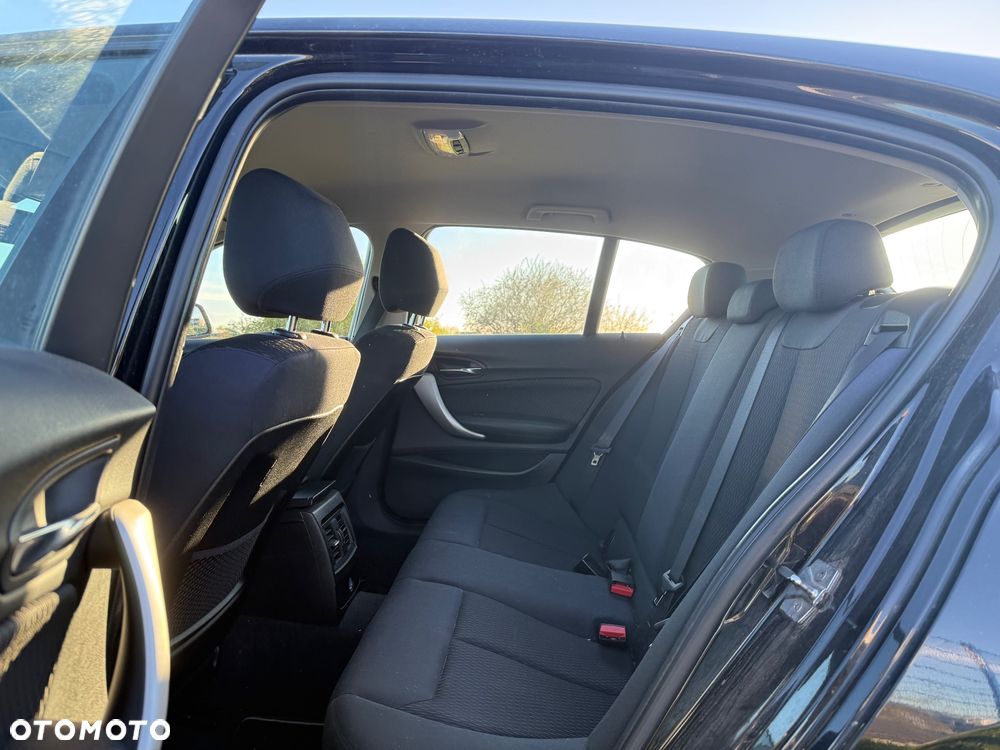 BMW Seria 1 116i - 3