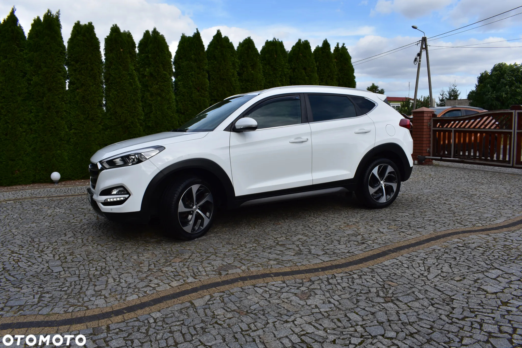 Hyundai Tucson 2.0 CRDi 4WD Intro Edition - 4
