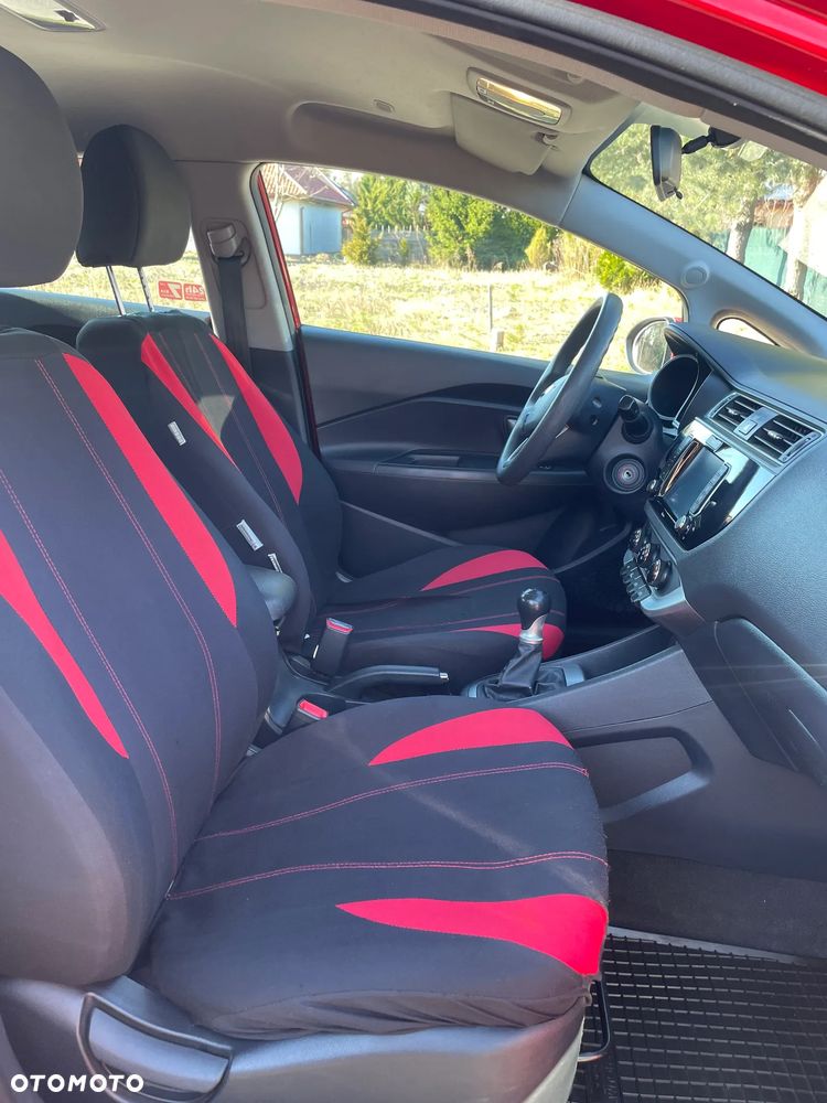 Kia Rio - 10