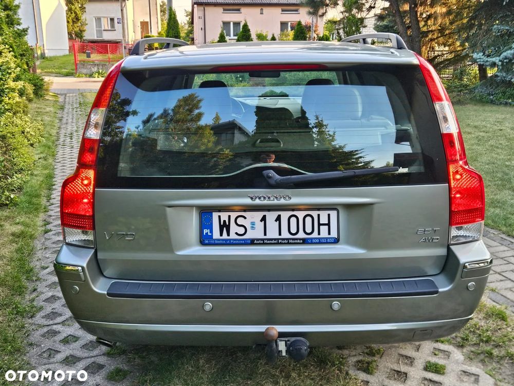 Volvo V70 2.5T AWD Summum - 9