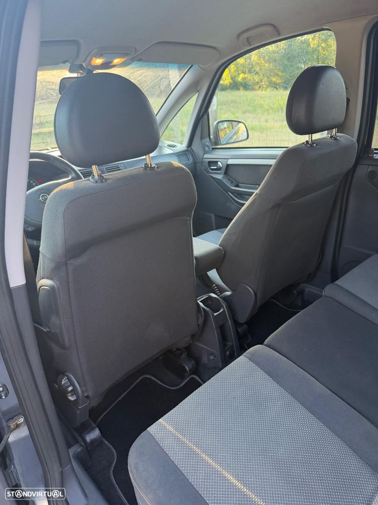 Opel Meriva 1.3 CDTi Cosmo - 22