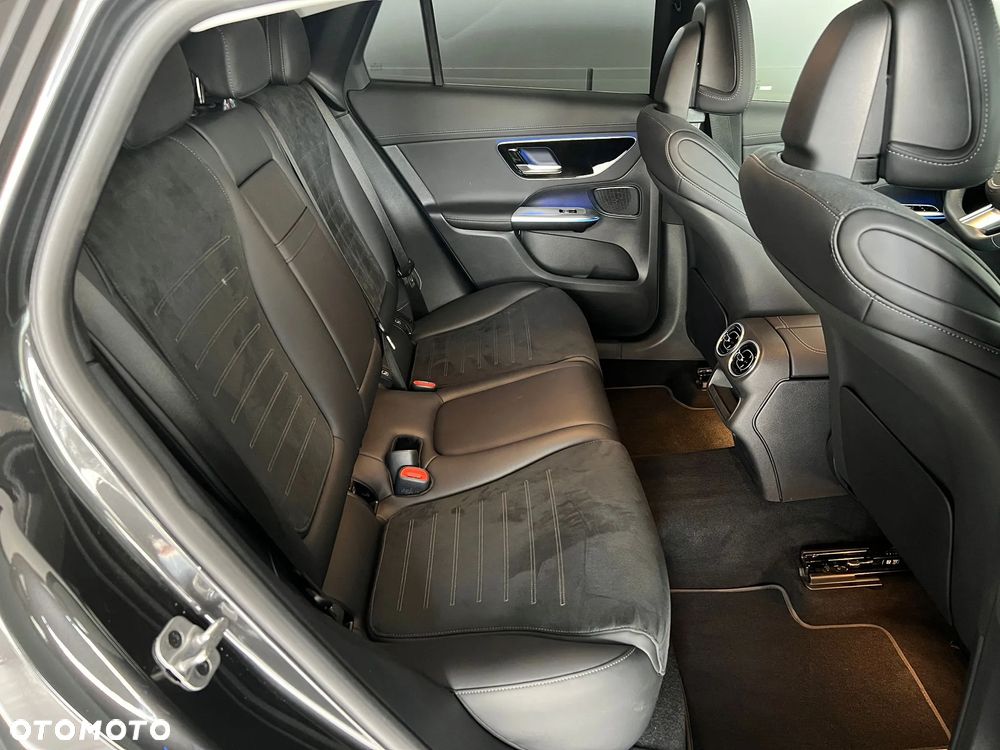 Mercedes-Benz GLC - 10